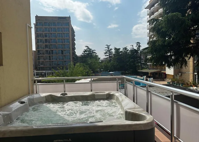 Malibu 3* ساني بيتش