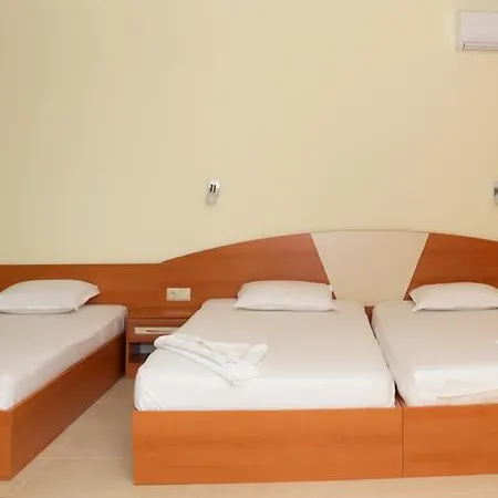 Hotel Malibu 3*